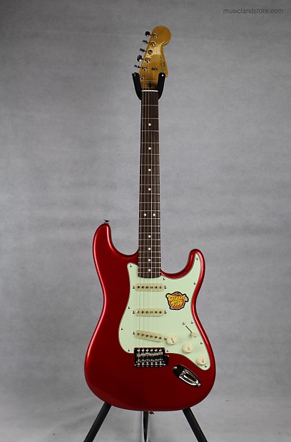 Squier Classic Vibe '60s Stratocaster 2008 Candy Apple Red