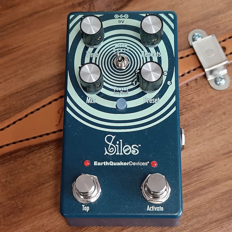 ギター EarthQuaker Devices Silos EarthQuaker Devices Silos Delay Pedal | Long & McQuade