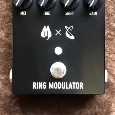 クールな価格でホットなピック noah´s エフェクター MODULATOR