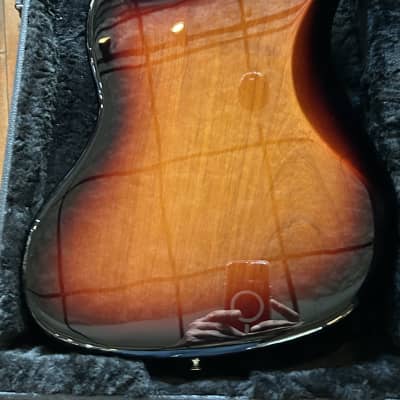 Fender Kurt Cobain Jaguar  3-Color Sunburst  #MX23009888 9 lbs  3.5 oz. image 4