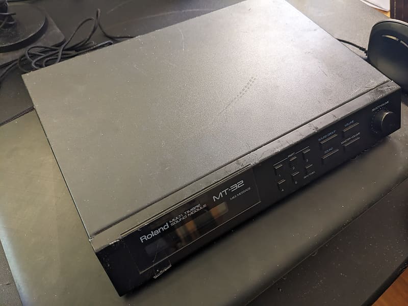 ☆美品☆Roland MT-32 Ver.2 MULTI TIMBRE SOUND MODULE☆OK!!☆MADE