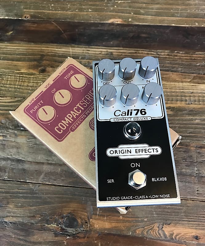 Origin Effects Cali76 Compact Deluxe LIMITED Inverted Black