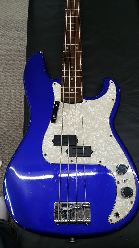 Squier P Bass With DiMarzio Hot Rails