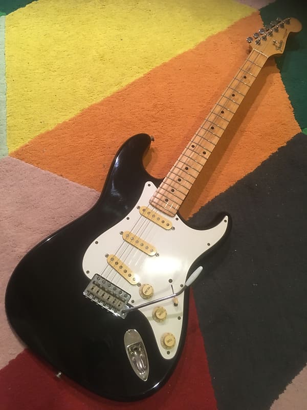 ギター 1986-7 Fender Strat ST-33R Fugigen SALE! Fender Japan 1986 ST-33 Standard Strat MIJ ST-STD Fuji