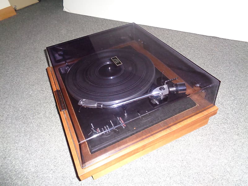 Platine vinyle Pioneer PL-A35 entièrement révisée avec garantie.