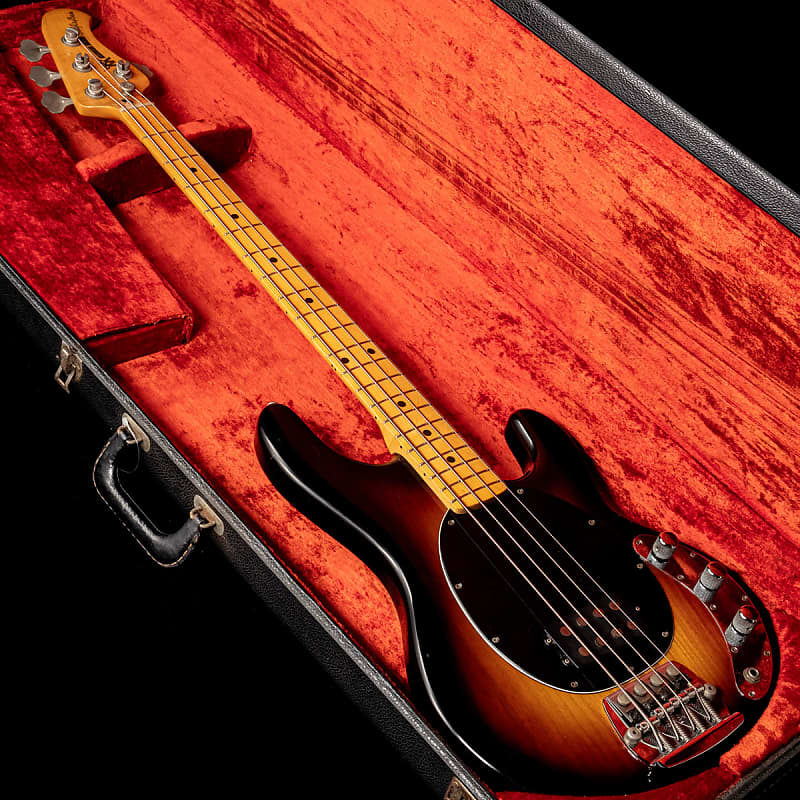 Music Man /1977 Stingray Sunburst [Sn Bo06099] (01/22)