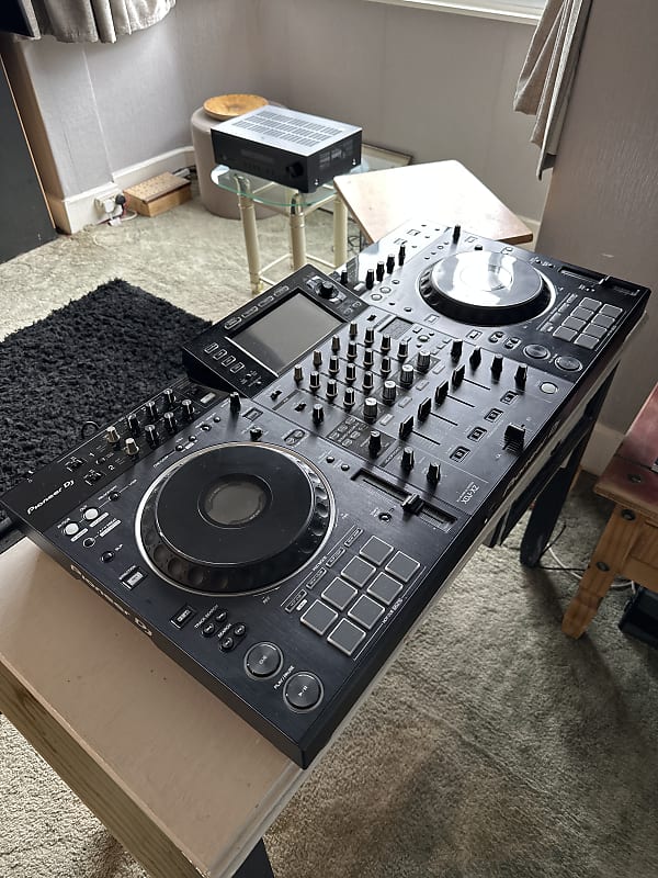 Pioneer XDJ-XZ 4-Channel Rekordbox / Serato All-In-One DJ System 2020 - Present - Black image 1