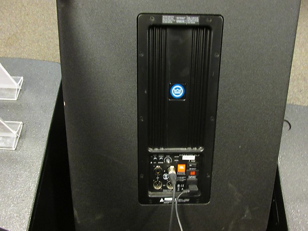 JBL PRX618S Reverb