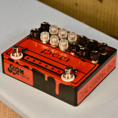 DCD - Dual Channel Distortion - Black Red image 2