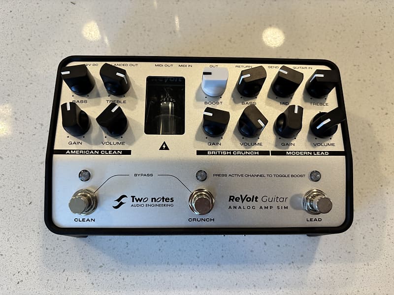 Two Notes ReVolt Guitar