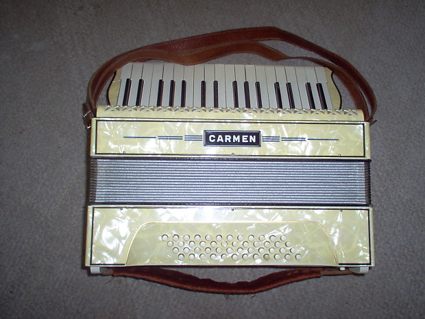 Hohner Carmen II Accordion Reverb