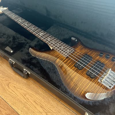 PRS Grainger 5-String Bass - Black Gold Burst 10-Top w/ Rosewood (2020) image 3