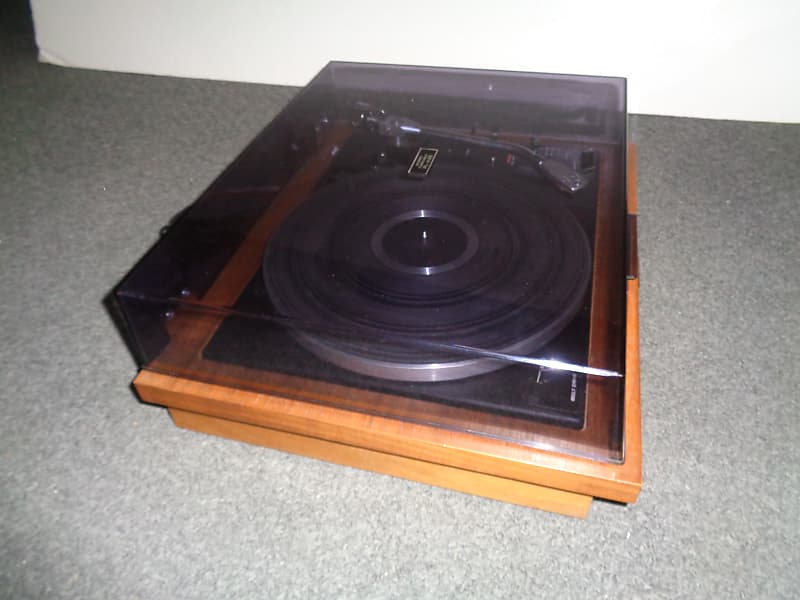 Platine vinyle Pioneer PL-A35 entièrement révisée avec garantie.