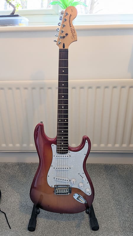 Squier Standard Stratocaster 1992 - 1996 image 1