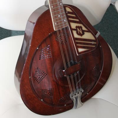 National Resonator Mandolin 1930s Woodgrain on metal image 1