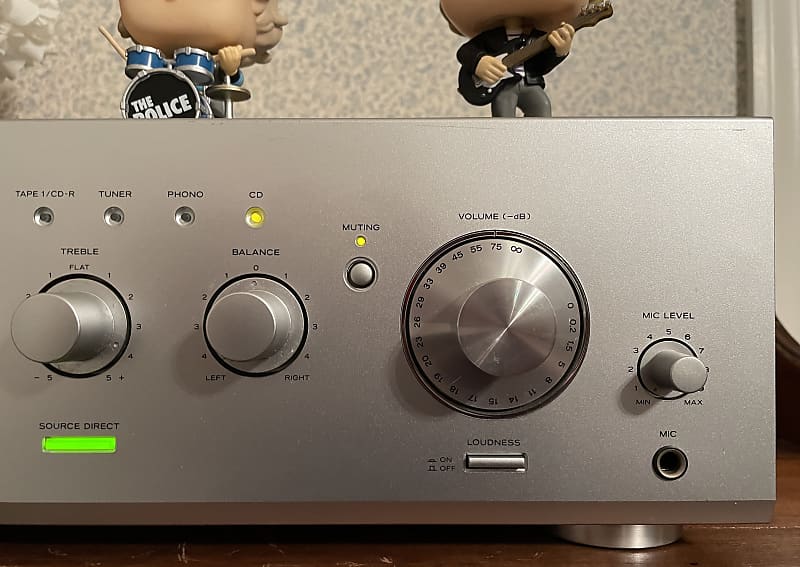 TEAC A-R630 Integrated Amplifier. Near Mint! Comes With 100V TEAC A-R630 Integrated Amplifier. Near Mint! Comes With 100V
