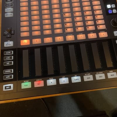 Native Instruments Maschine JAM w/ case