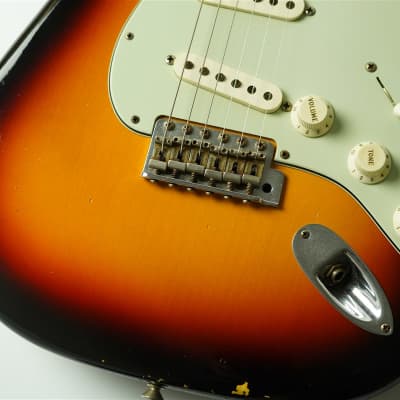 Fender Custom Shop Masterbuilt Dennis Galuszka 1961 Stratocaster Journeyman Relic  2016 - Sunburst [BG] image 10