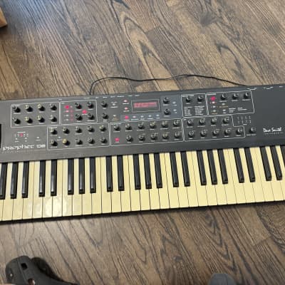 Dave Smith Instruments Prophet 08 PE 61-Key 8-Voice Polyphonic Synthesizer 2009 - 2015 - Black with Wood Sides