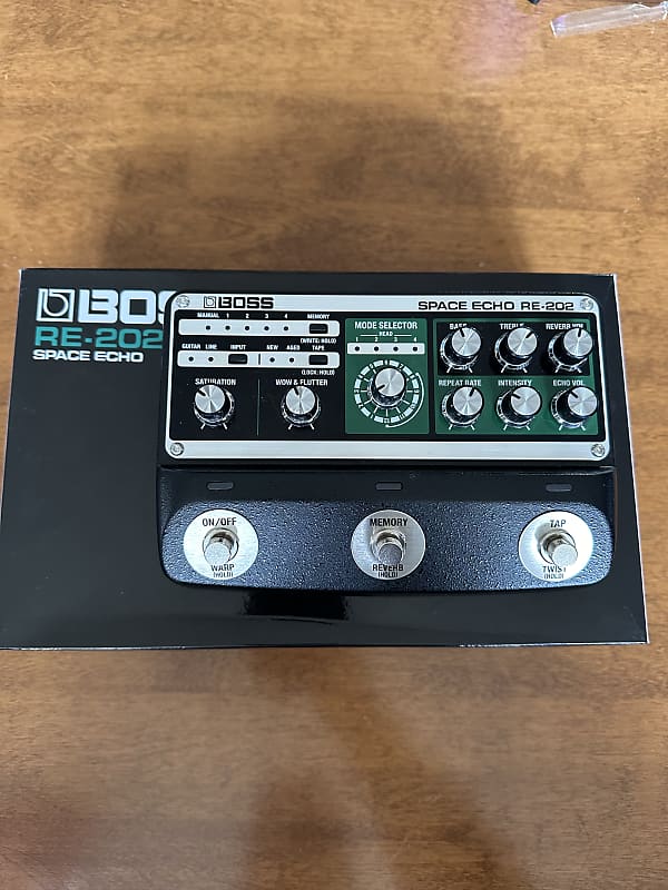 Boss RE202 Space Echo 2022 Present Black / Green Reverb