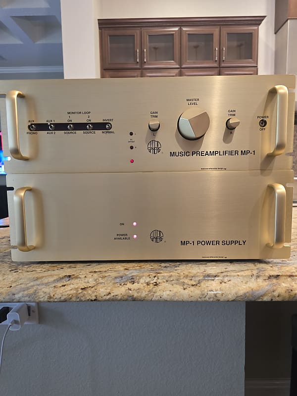 Atma-Sphere MP-1 Preamplifier and Power Supply (Near Mint)  			