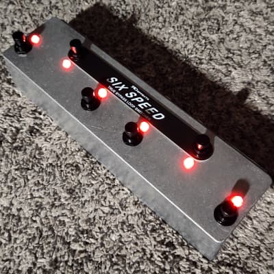 SIX SPEED True Bypass Loop Switcher (RD Effects) image 6