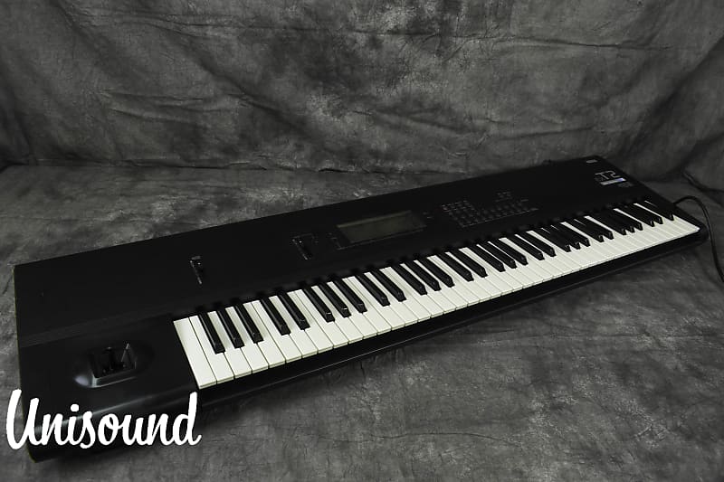 T2 Music Workstation Synthesizer in Very Good Condition Reverb