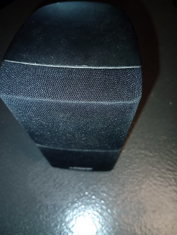 Bose Av18 dual cube speaker! 2007 - Black  			