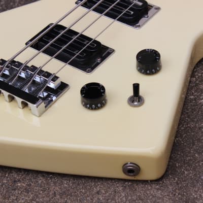 エクスプローラー FERNANDES BXB-55 84年製　ベース　日本製 1984 Fernandes BXB-55 Explorer Destroyer Bass - Made in