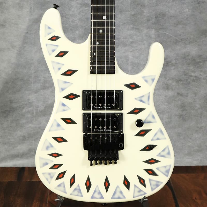 Kramer NightSwan Vintage White with Aztec Graphic | Reverb Italia