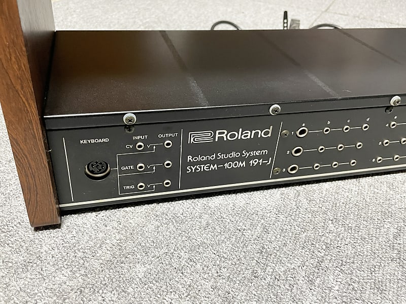 Roland System-100m 191-J Analog Synthesizer modular rack