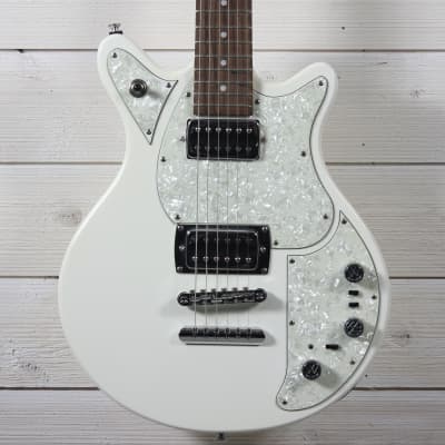 First Act Garage Master Limited Edition Volkswagen guitar