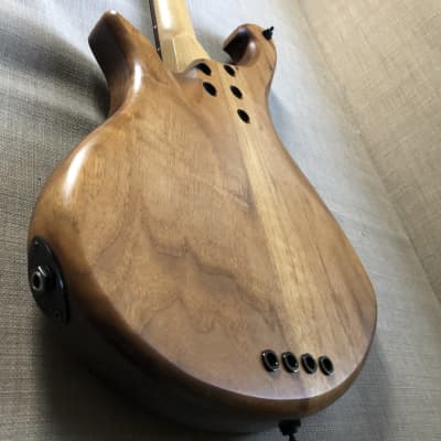 Birdsong Fusion - hand made short scale bass - 2010 - 4 string image 12