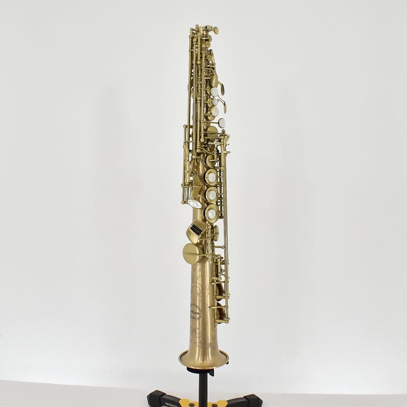 Chateau CSS-80AN Chenonceau Series Antique Brush Soprano Saxophone