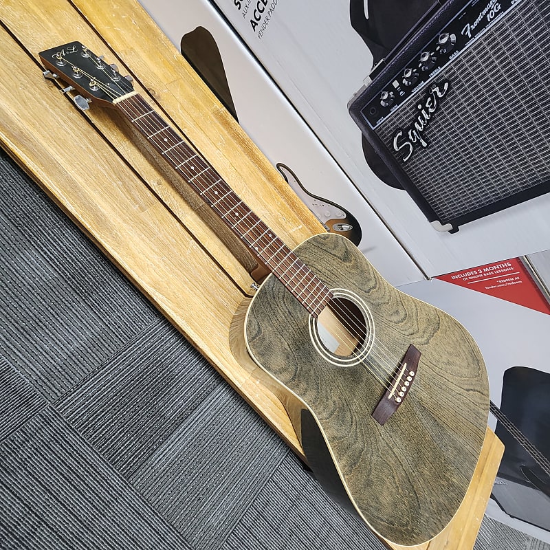 Art&Lutherie ワイルドチェリー カナダ製　アコースティックギター Art&Lutherie カナダ製アコースティック ギター