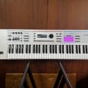 Roland JUNO-DS 61 61-key Synthesizer Special Edition White w/ gig bag juno-ds61w