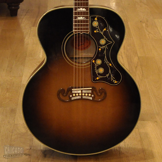 Gibson J-200 2007 True Vintage Sunburst | Reverb Canada