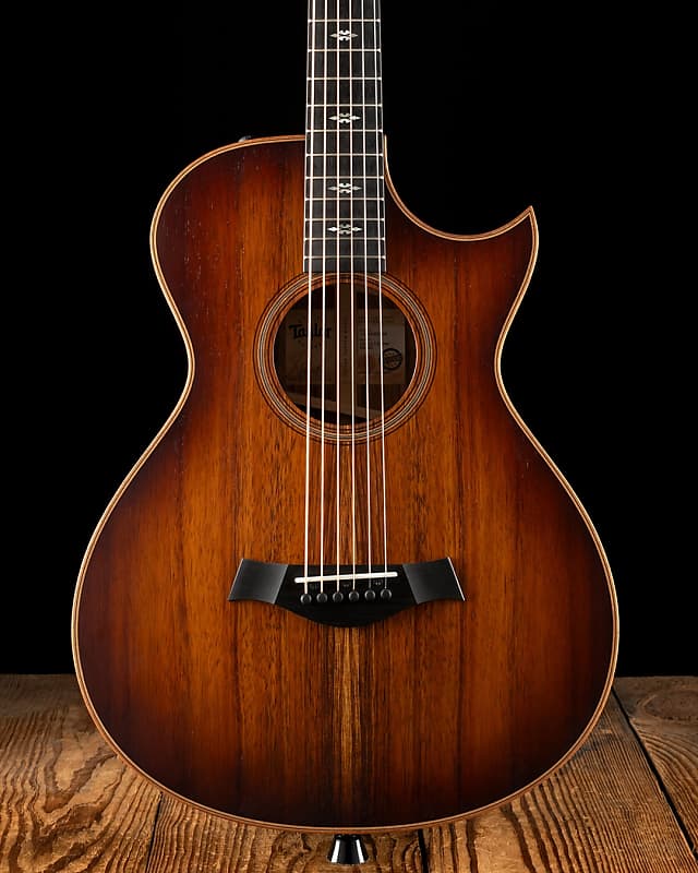 Taylor C62e 12-Fret Grand Concert Hawaiian Koa - Shaded Edgeburst