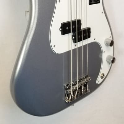 Fender Player Precision Bass, Pau Ferro FB, Discontinued Silver Finish! image 3