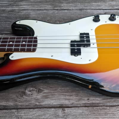 1993-94 Made in Japan Squier Silver Series Standard Precision Bass 3-tone sunburst image 5