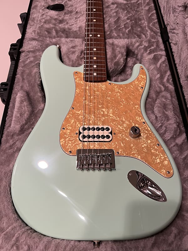 SALE! Tom delonge Fender Relic 2002 激レア