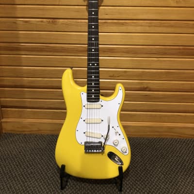Fender Stratocaster Strat Plus 1988 - Graffiti Yellow for sale