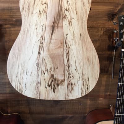 Cole Clark Cole Clark Fat Lady 2 Acoustic-Electric Guitar - Bunya / European Spalted Maple 2020 Soli image 5