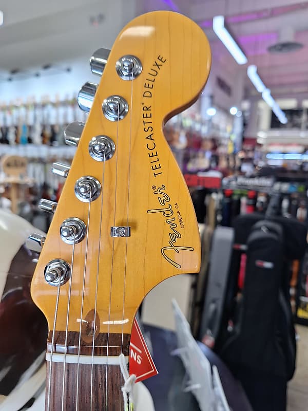 American Professional II Telecaster® Deluxe – Fender