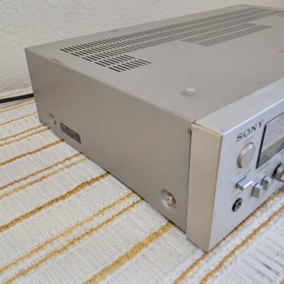 Sony STR-V15 Stereo Receiver Vintage Japan Silver Tested image 4