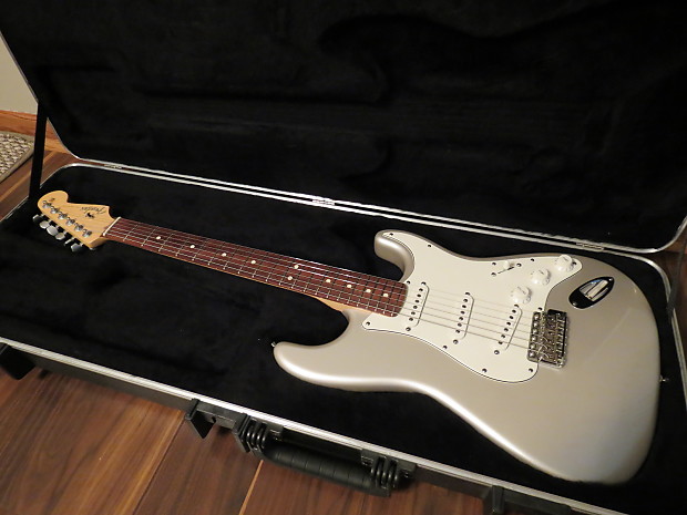 2010 Fender FSR American Stratocaster Electric Guitar with TBX