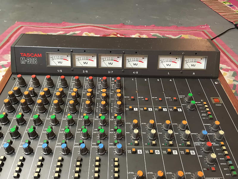 TASCAM M-308 ミキサー TASCAM M-308 Analog Mixer — OKLAHOMA MUSIC EXCHANGE