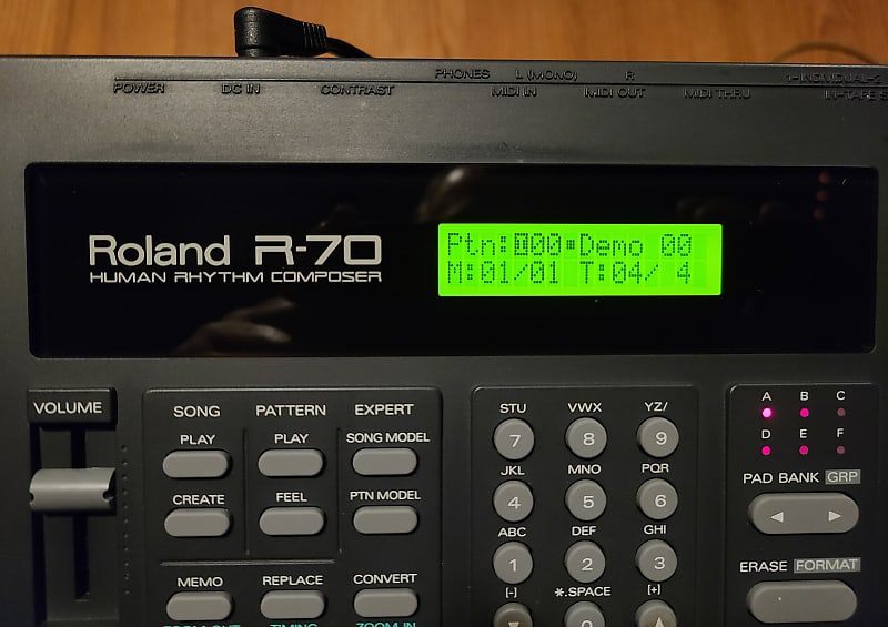 Roland R-70 Drum Machine