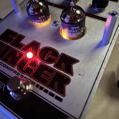 Electro-Harmonix Black Finger Compressor | Reverb