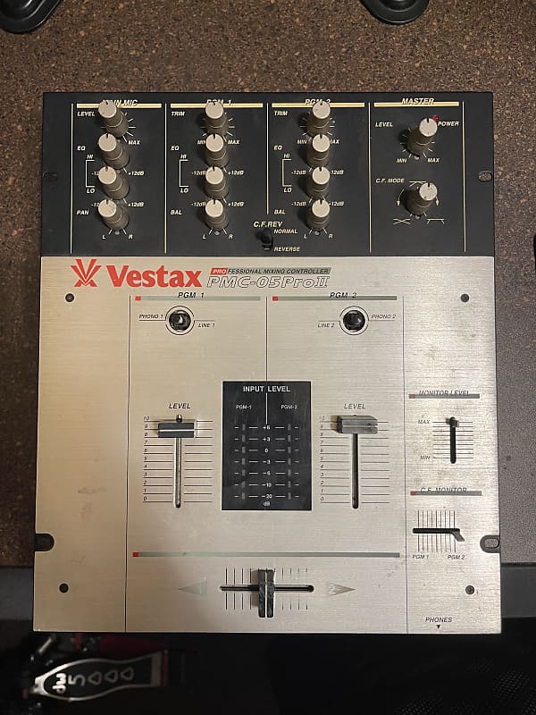 Vestax PMC-05 Pro II Silver